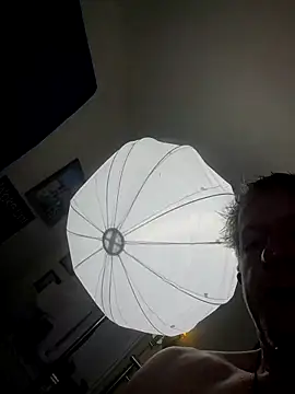 FantasyMan-BiWM webcam