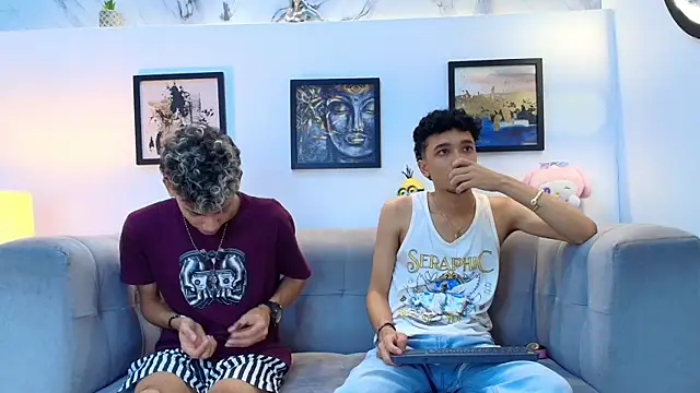 YOUNG_BOYS_HELL webcam