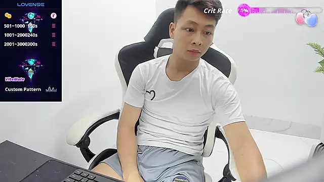 Naughty___asian webcam