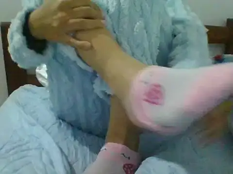 _Romilly_ -  petite live cam model from 