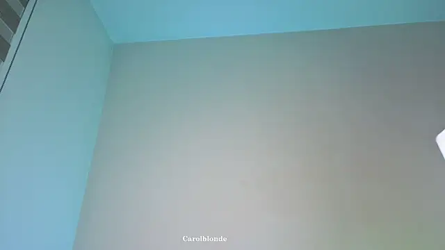 Carolblonde webcam