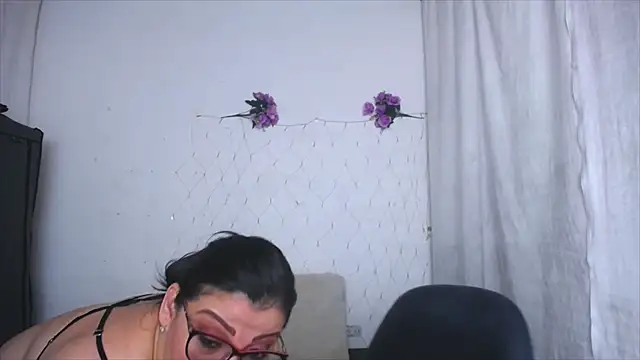 valeriasquirt webcam