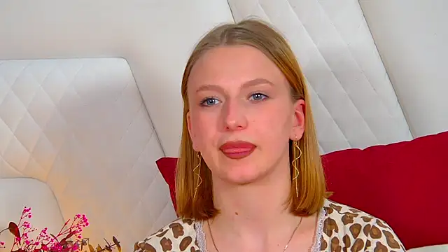 BeatriceBinoche webcam