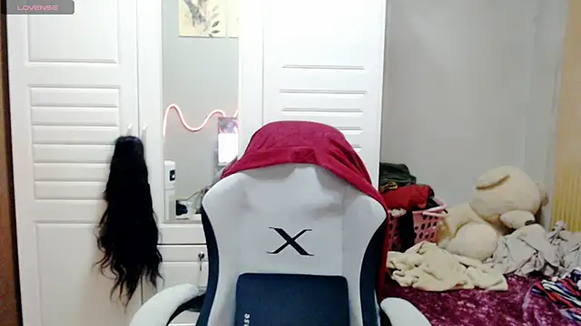 NastyMistressHUGEx webcam