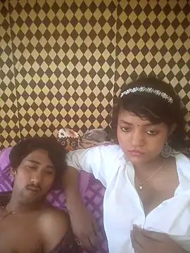 Freakingromance webcam