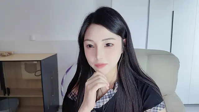 美女HaagenDazs_在线直播