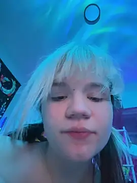 Cutiepiespanks's live cam