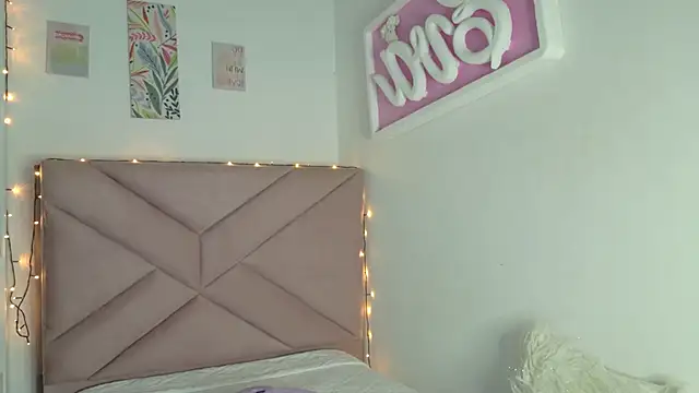 eva_sin18 live sex cam