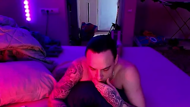 baphomet_from_ice webcam