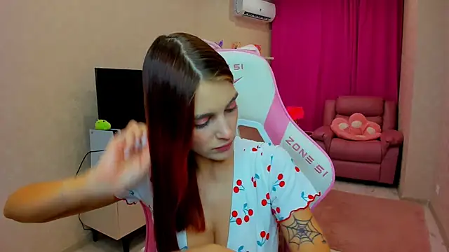 RedLipse Live Webcam on Stripchat