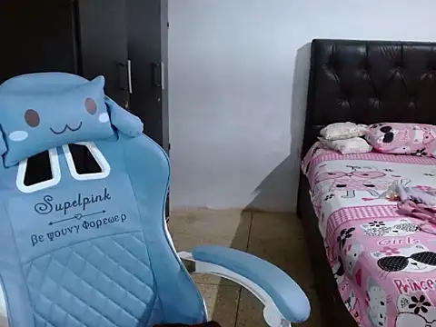 nathasha_Angi webcam