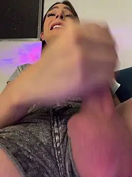 Camistar18's live cam