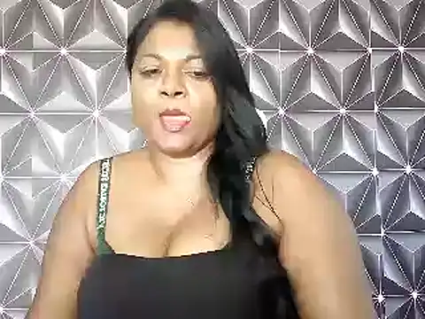 indiandelia - IndianDelia's free webcam