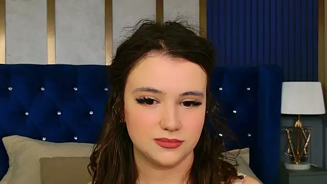 Pauline_Heaven webcam