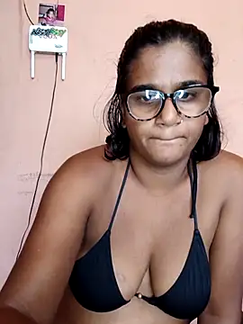 indianstrawberrylips4u webcam