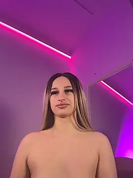 ScarletFlameee webcam