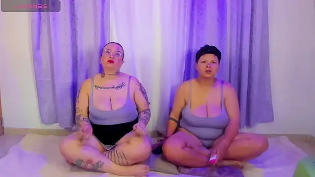 miaymolly (G young) - scissors