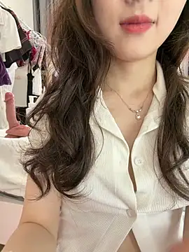 美女meimei_x在线直播