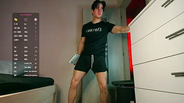 ChristianLevine_ webcam