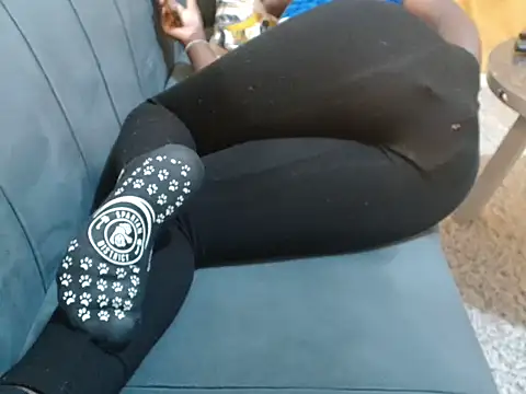 leslysexygirl webcam