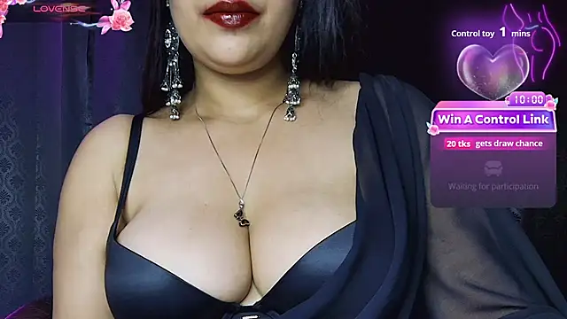 MISSNASHA69X webcam