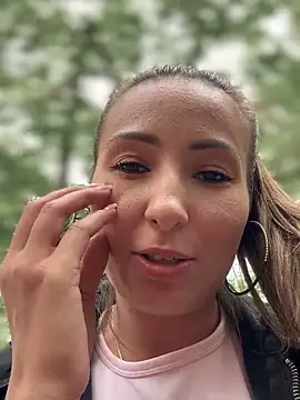 Wonder_Kari live sex cam