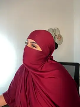 Webcam Model (rashaaa_)  is live.Free join now!