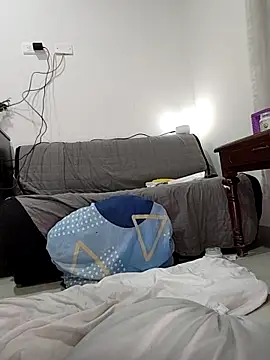 estrella_tasty webcam