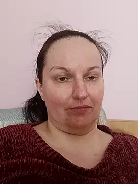 BustyLadyAlma webcam