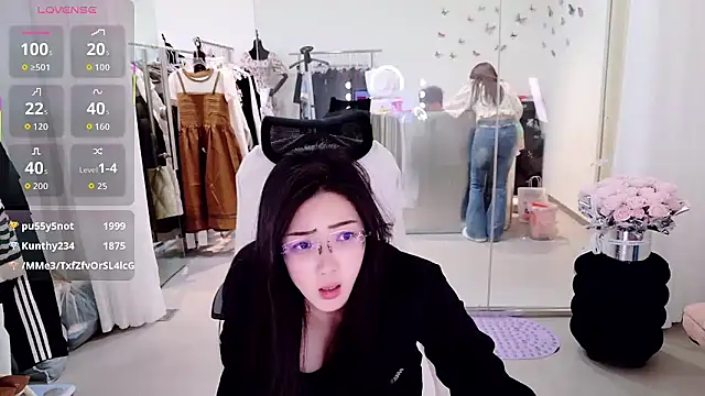 美女yangyang-777在线直播