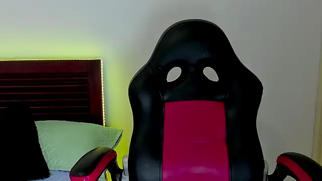 vanessa_saquirt webcam