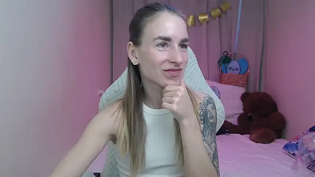 DeboraHorny webcam