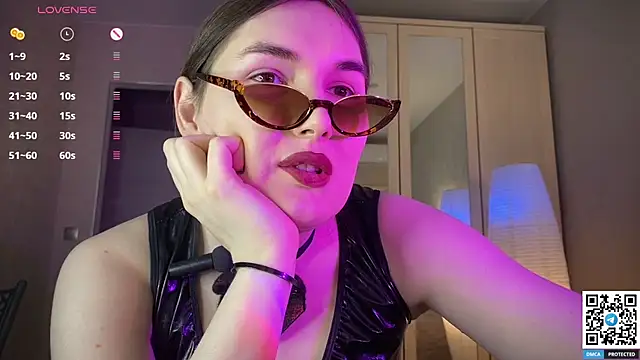 Maria_Bowie live sex cam