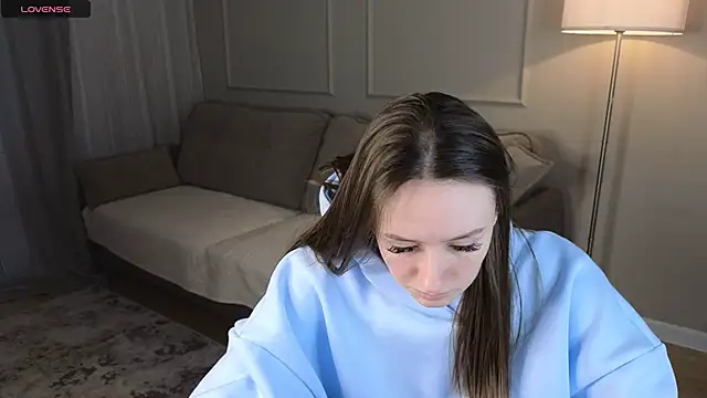 cutienaughtygirl webcam