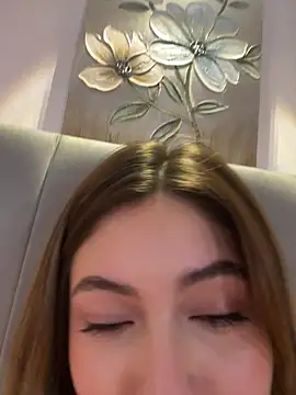 baby_sammyy's live cam