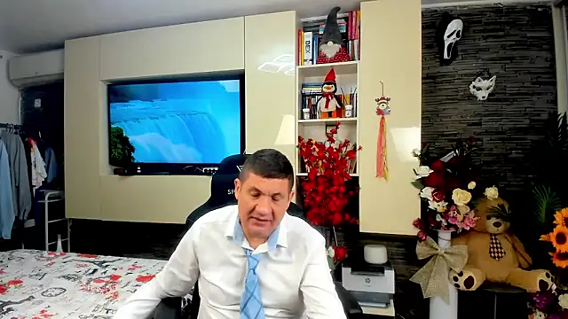 SpartacusDaddy48 webcam