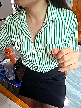 moon_baby99 live sex cam