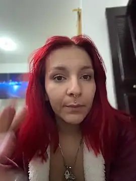 Webcam Model (Amelie-RedHoney)  is live.Free join now!