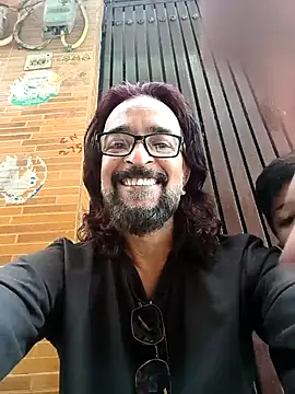 oldyoung-studio-23 webcam