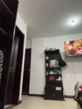 Amelie-RedHoney webcam