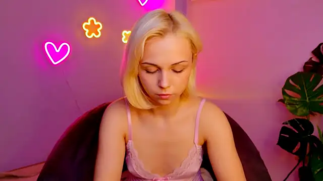 ElenaMonroe webcam