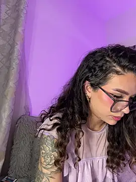 Samantha_Bernardo webcam