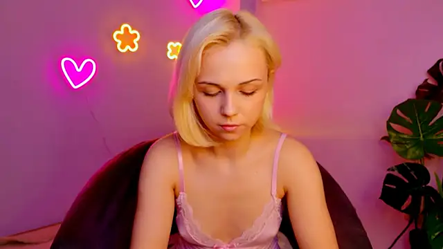 ElenaMonroe webcam