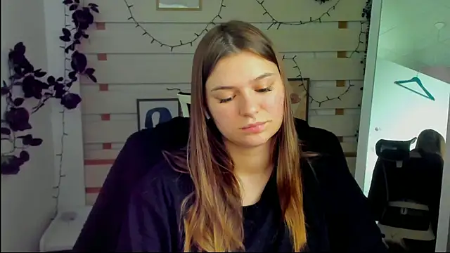 Josephine_Kiss webcam