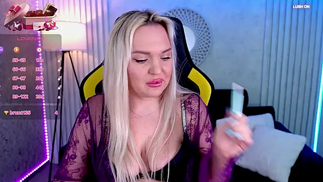 MissyMartinez webcam