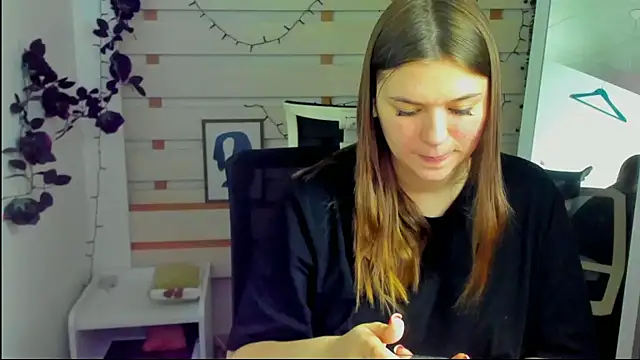 Josephine_Kiss webcam