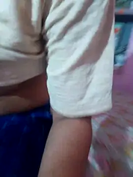 isha_sharma2002 webcam