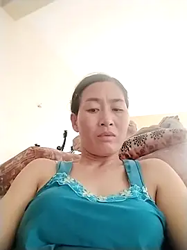 lris-Beauty77 webcam