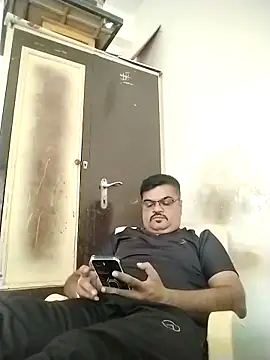 Desi_Lodo_Gujju_Boy webcam