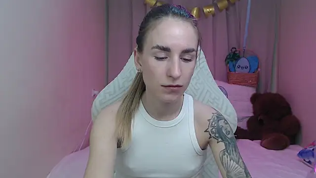 DeboraHorny webcam